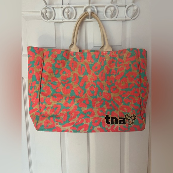 ⭐️TNA tote bag⭐️ - Picture 1 of 3